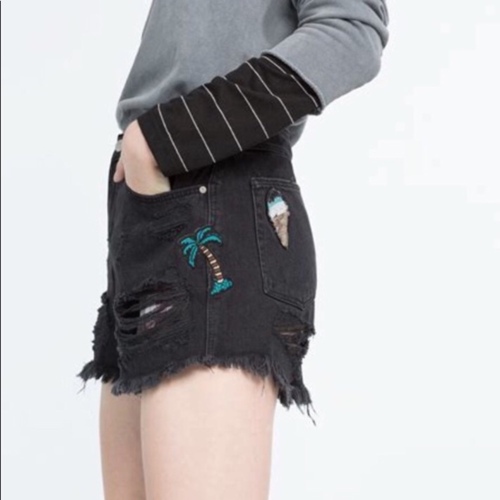 Zara cropped black denim shorts